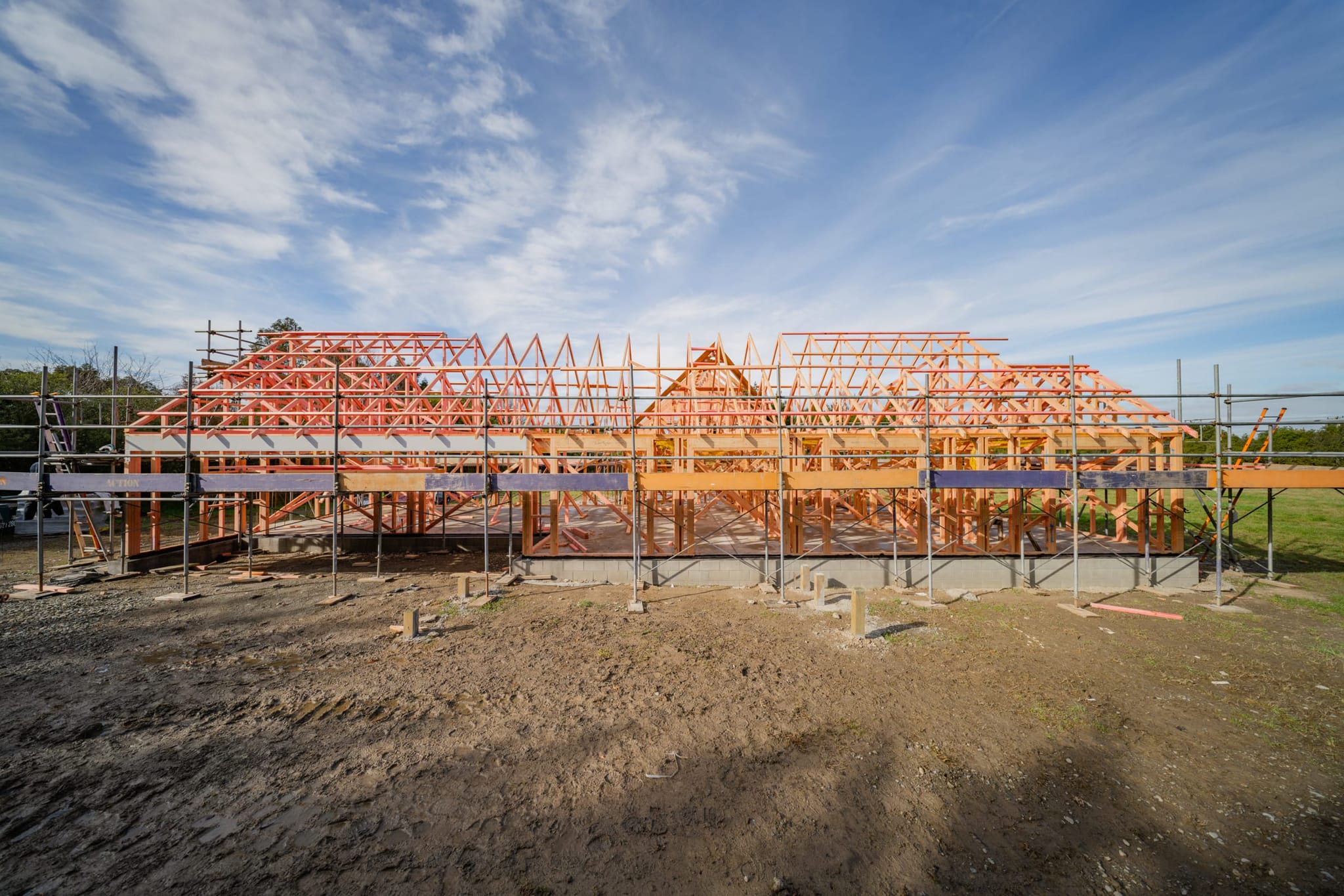 Front-facing view of extensive timber framing and trusses by Stanton Builders—master builders specialising in bespoke architectural builds and renovations.